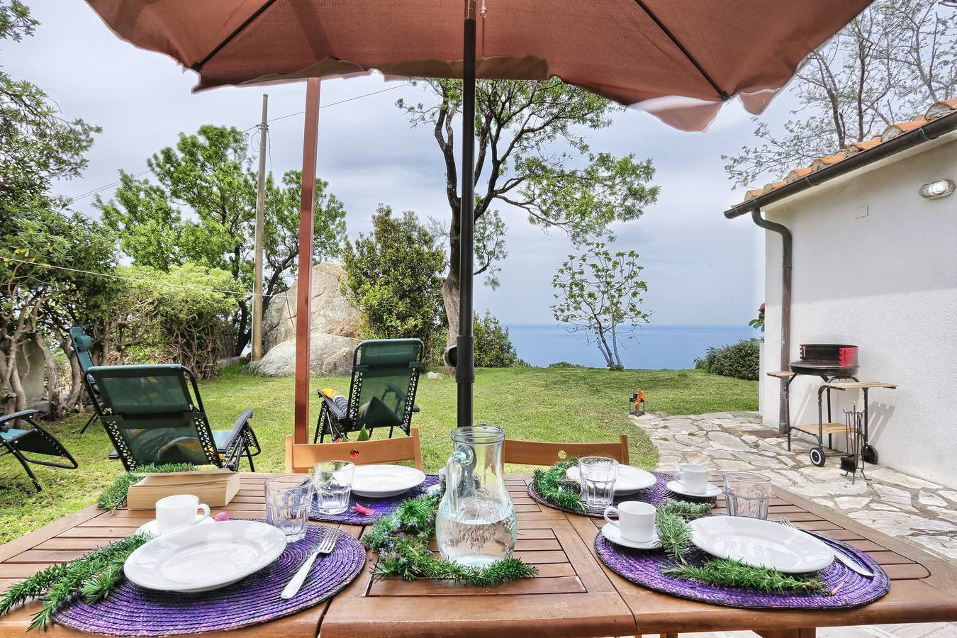Feriehus for 6 personer med hage in Zanca, Elba