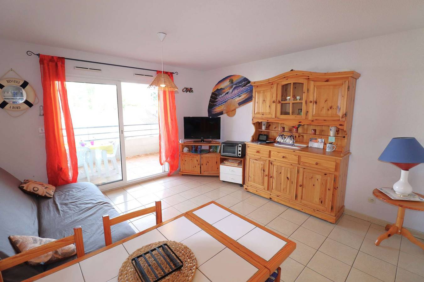 Appartement de vacances entier, 3 pièces parking privé lave-linge terrasse clim in Le Grau-du-Roi, Côte d'Améthyste