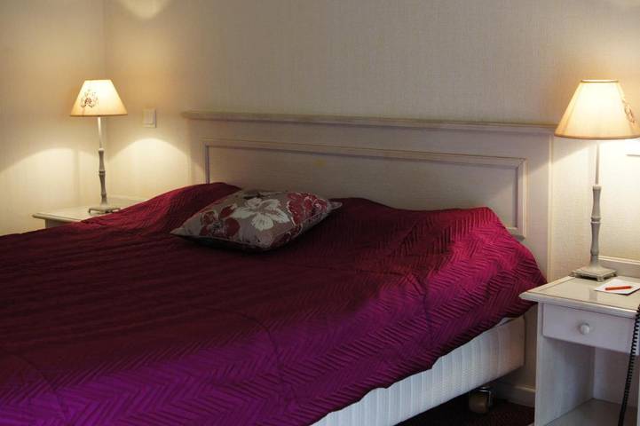 Hôtel pour 2 personnes, avec jardin et terrasse, animaux acceptés dans Sabres - 2