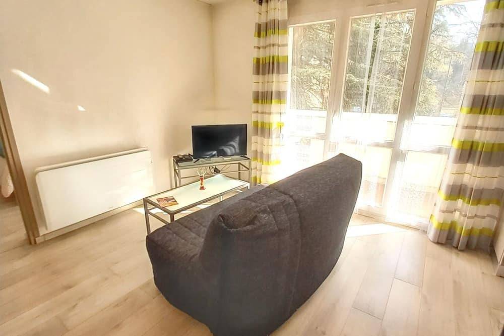 Entire apartment, Homerez - Apartment in Chambéry in Chambéry, Chambéry region
