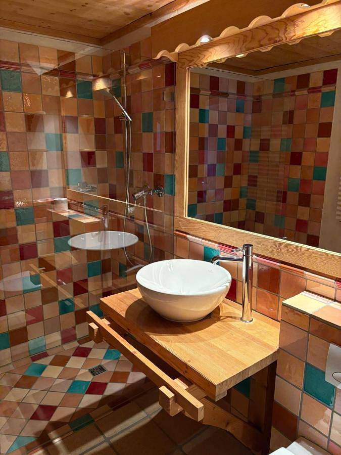 Location de vacances pour 2 personnes, avec vue ainsi que jardin et terrasse, animaux acceptés dans Chesières - 2