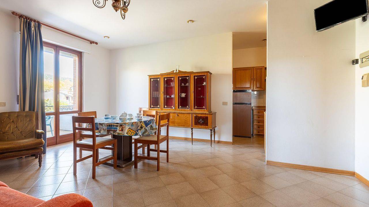 Ganze Ferienwohnung, Ferienwohnung für 5 Personen (100 m²) in Tuoro Sul Trasimeno in Tuoro sul Trasimeno, Lago Trasimeno