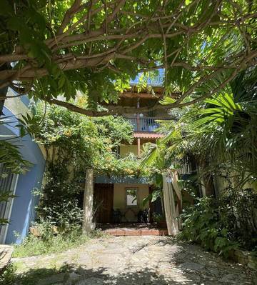 Maison d’hôte pour 10 personnes, avec balcon dans Val-du-Faby