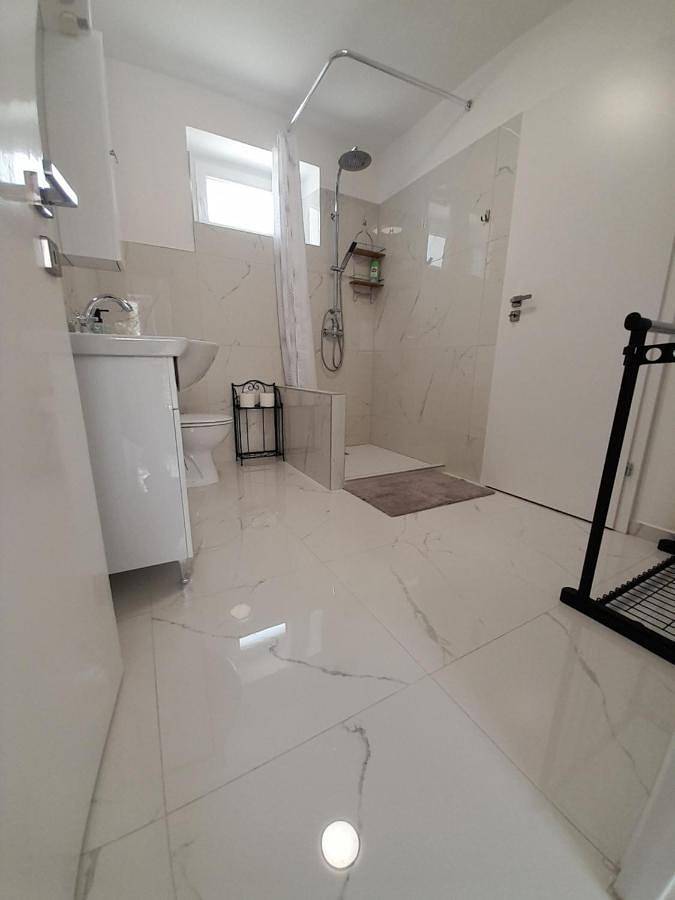 Cały apartament, Déri Kert Apartmanház B in Baja, Komitat Bács-Kiskun