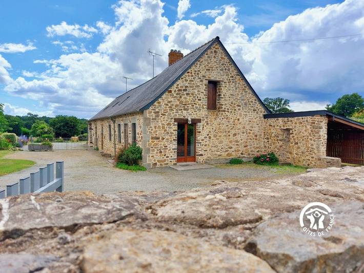 Gîte pour 6 personnes, avec jardin dans Mayenne - 3
