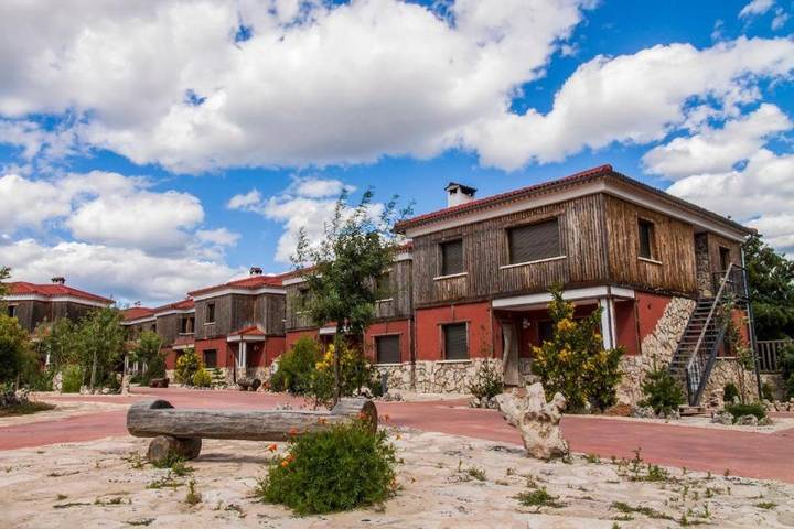 Casa de vacaciones para 10 personas, con jardín y piscina, Se admiten mascotas en Provincia de Cuenca - 4