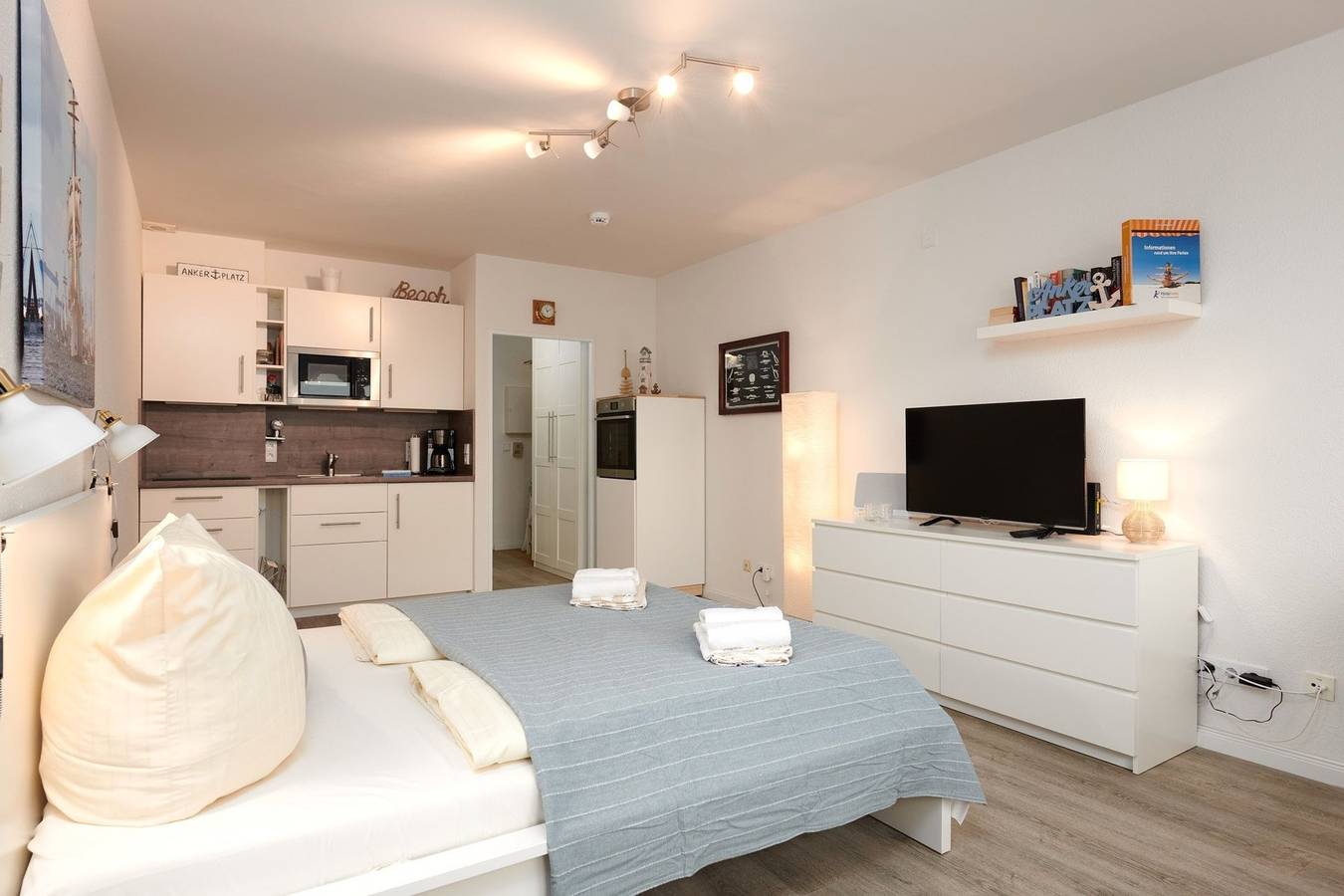 Ganze Ferienwohnung, Börn Brn Ankerplatz in Kieler Förde, Laboe