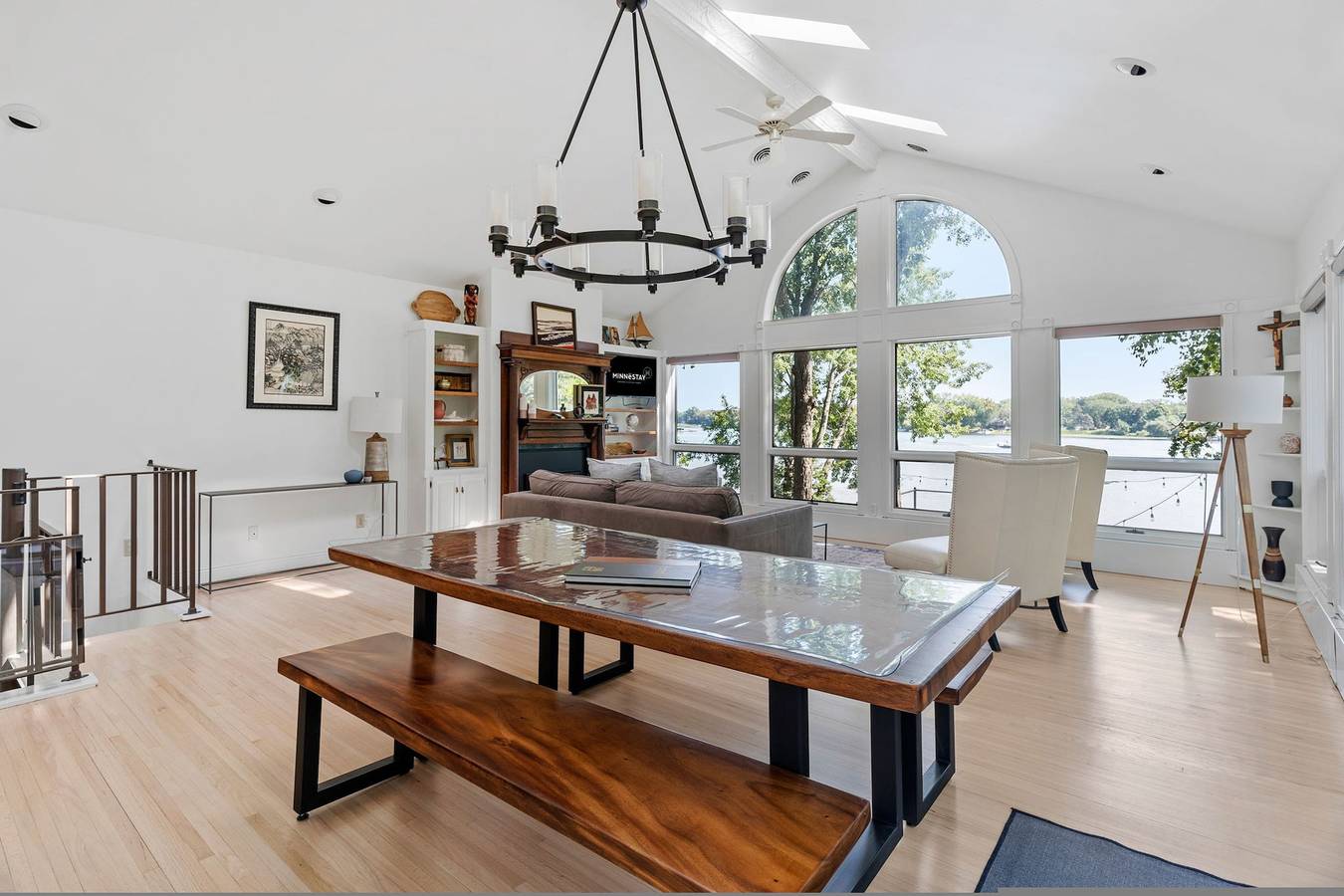 Villa de Lago in Champlin in Anoka County