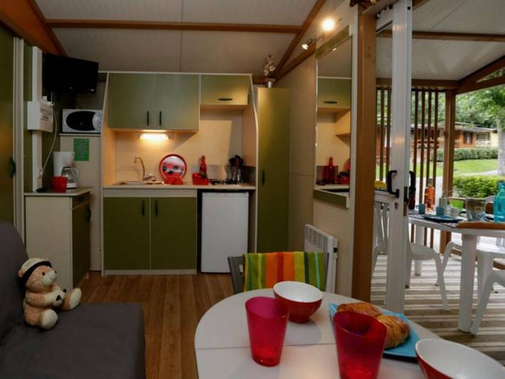 Chalet pour 2 personnes, avec piscine et terrasse ainsi que bassin pour enfant et sauna dans l' Ariège - 4