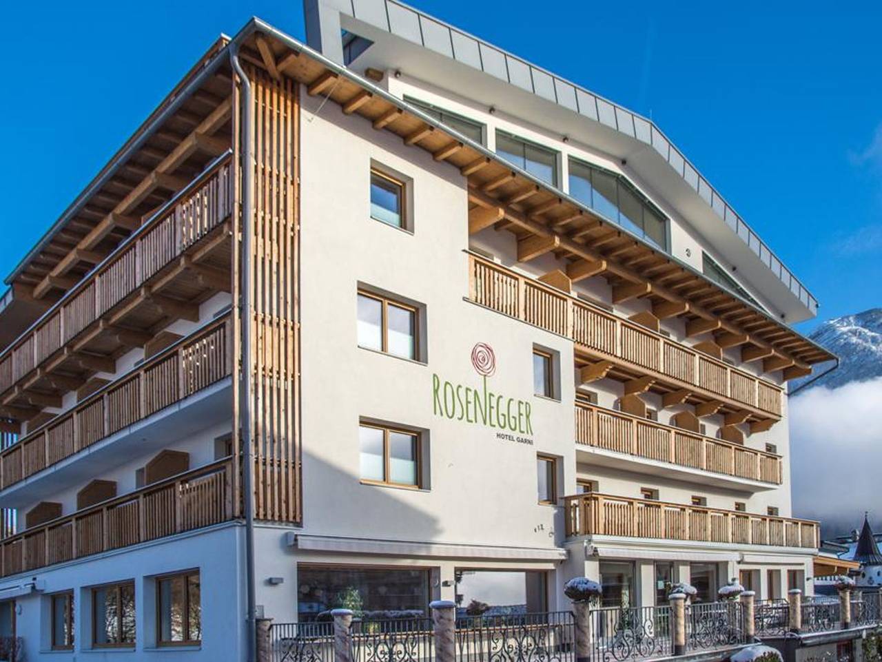 Hotel Rosenegger - Doppelzimmer, Dusche, Wc, Balkon in Pertisau, Eben am Achensee