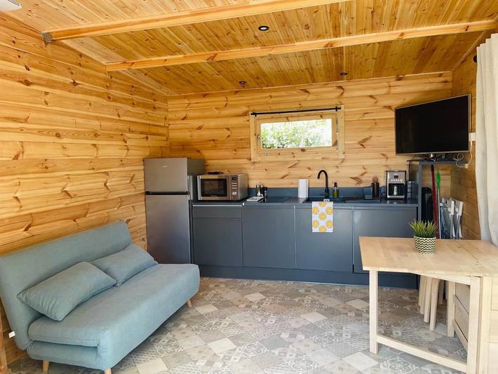 Location de vacances pour 4 personnes, avec vue et terrasse à Saint-Julien-du-Serre - 2