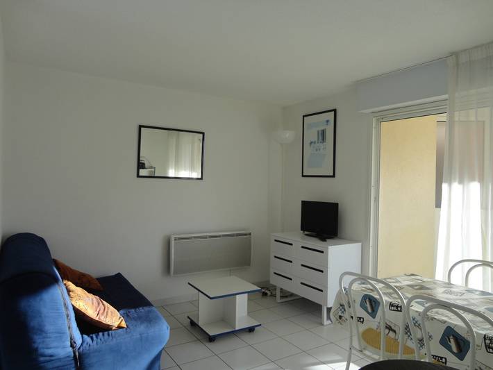 Gîte pour 4 personnes, avec Piscine dans Plage Lazaret - 3