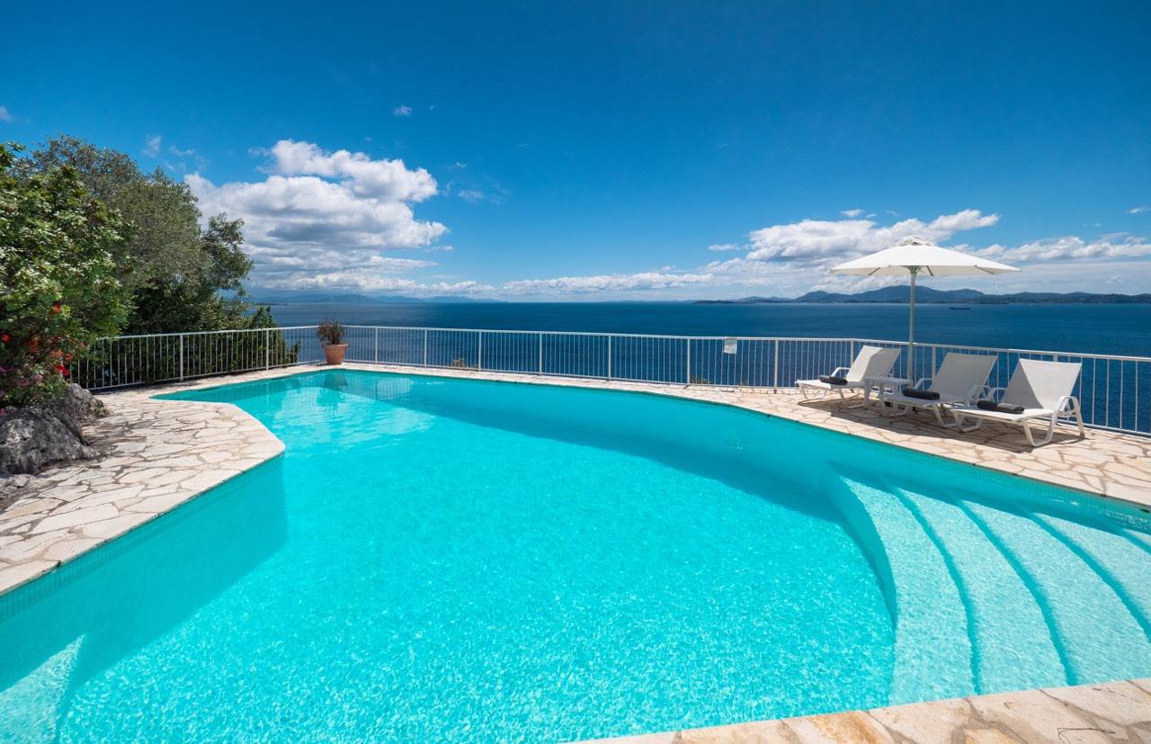 Villa for 4 People in Nissaki, Corfu