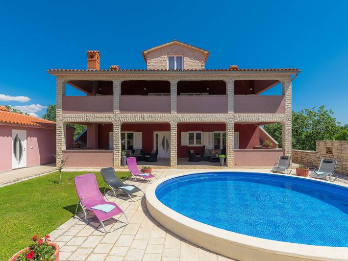 Ferienhaus für 12 Personen, mit Garten und Terrasse - 1