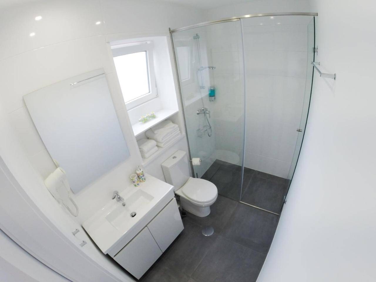 Double Room with Private Bathroom in Porto, District de Porto