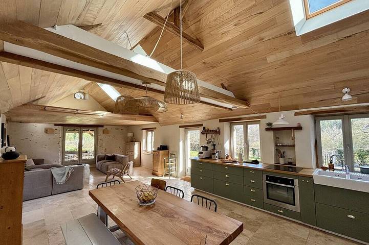 Location de vacances pour 7 personnes, avec Jacuzzi et Jardin à La Chapelle-Montligeon