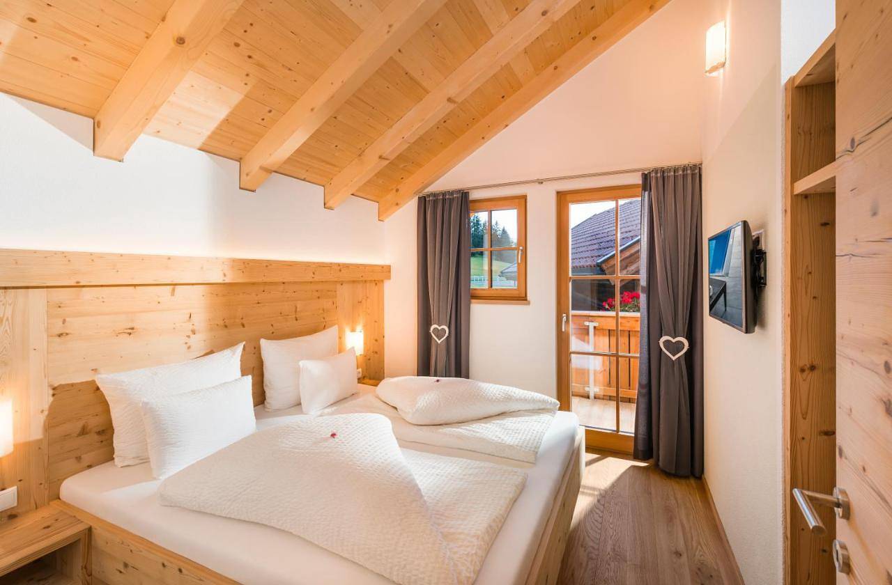 Wellnesshüttendorf Wiese in Kaunergrat, St. Leonhard im Pitztal