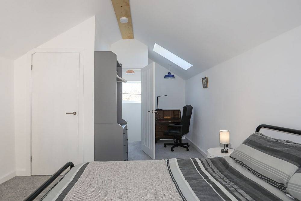 4 Ty Person, family friendly, country holiday cottage in Bethesda in Snowdonia