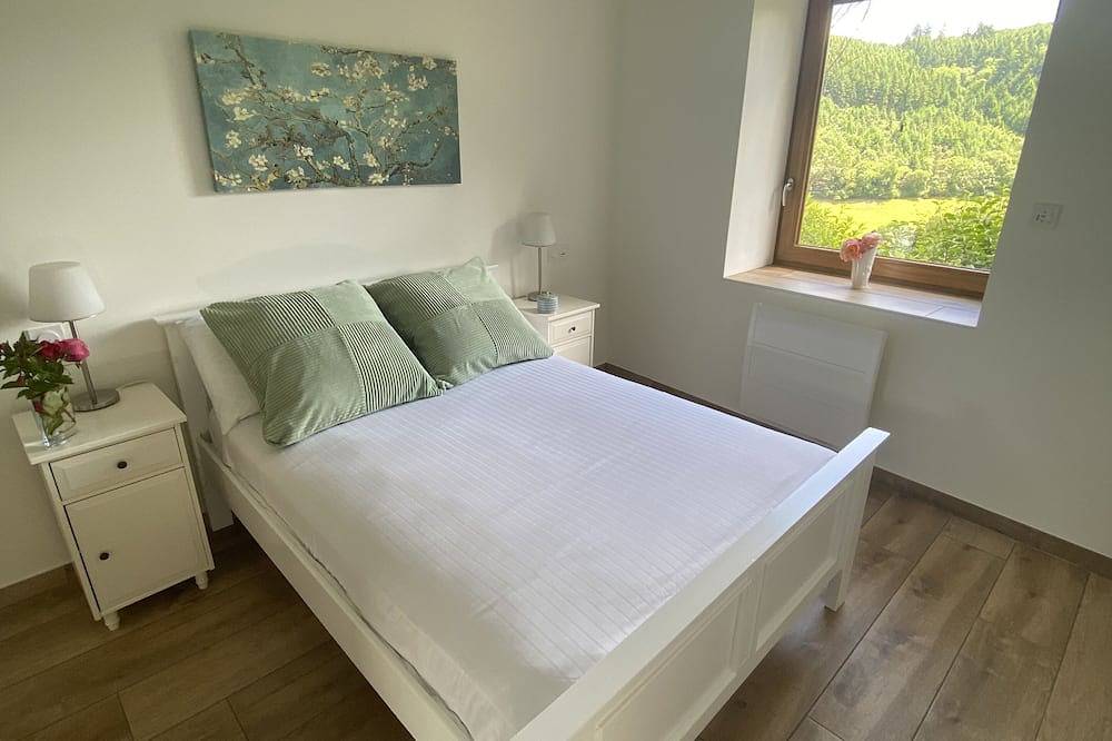Paradis des amoureux de la nature : Balades et détente au gîte in Chamelet, Beaujolais