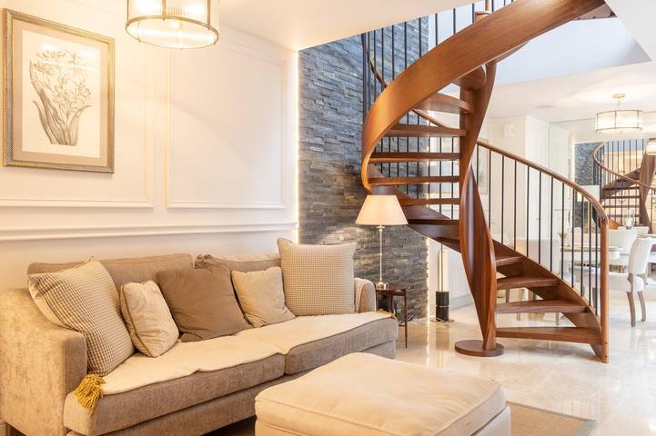 Ferienhaus für 4 Personen, mit Terrasse und Garten in Dublin