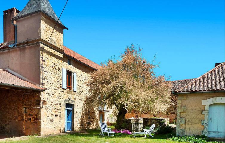 Location de vacances pour 8 personnes à Mazeyrolles - 2