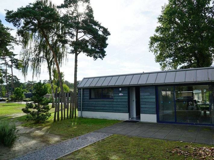 Location de vacances pour 4 personnes, avec jardin à Mol