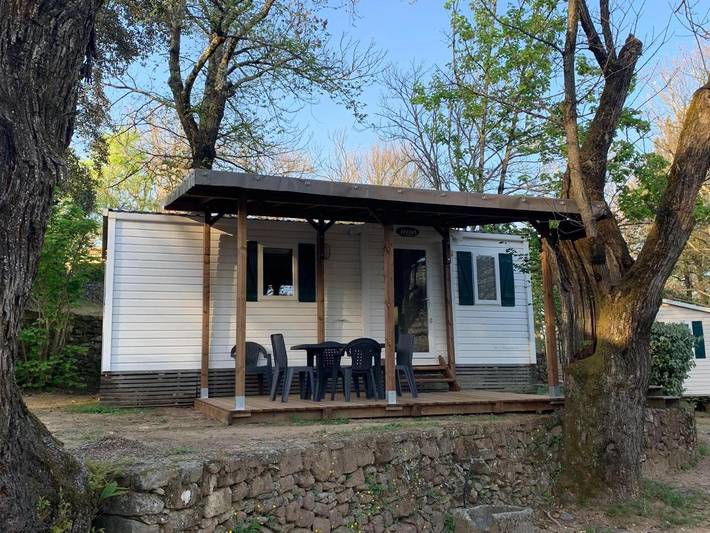 Location de vacances pour 6 personnes, avec jardin ainsi que vue et piscine, animaux acceptés à Ribes - 2