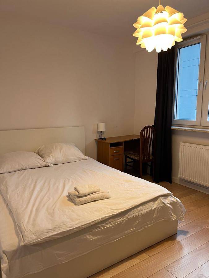 BnB für 3 Personen, mit Garten und Balkon sowie Whirlpool in Warschau
