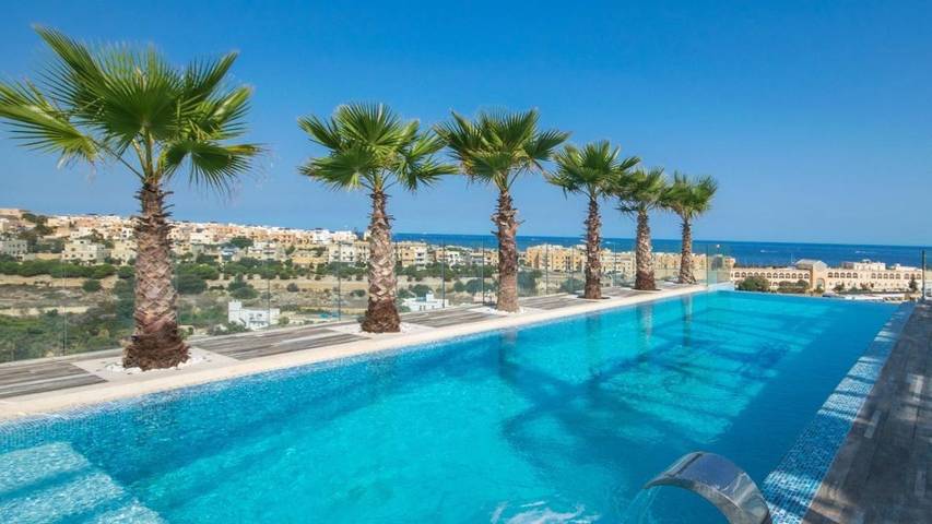 Hôtel pour 2 personnes, avec piscine ainsi que sauna et balcon à Malte