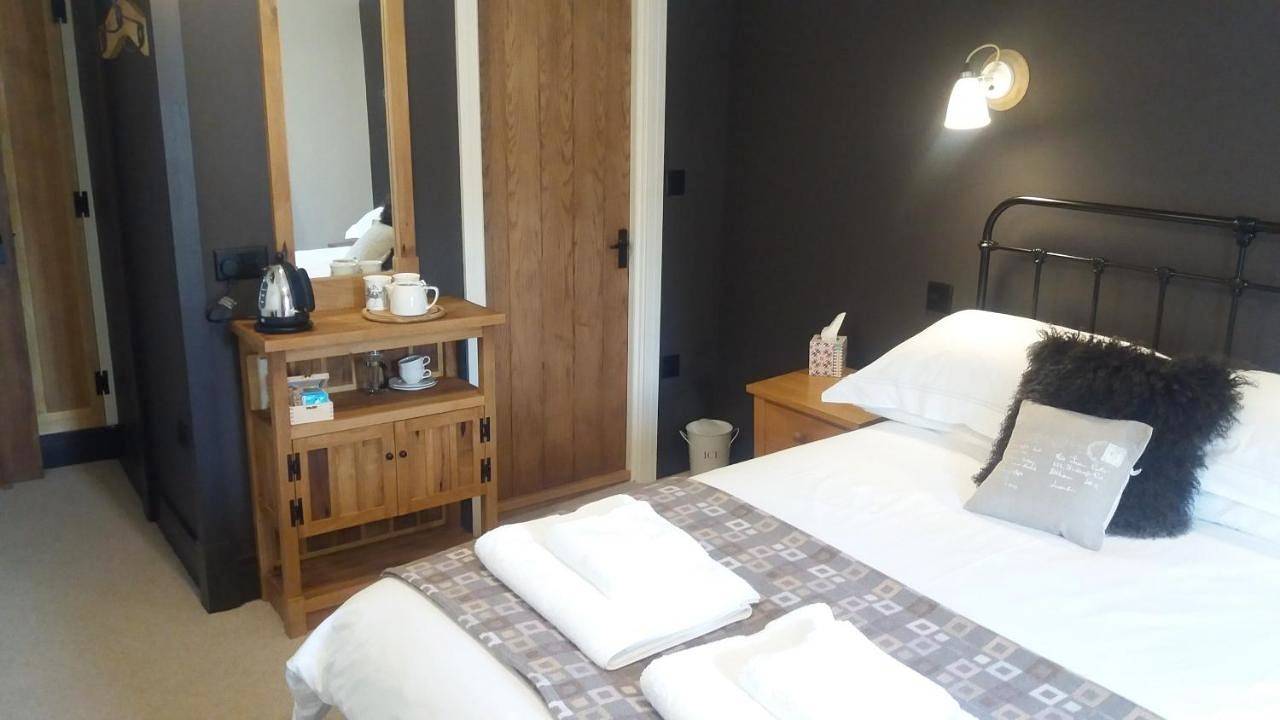 Standard Double Room in Bampton, Devon