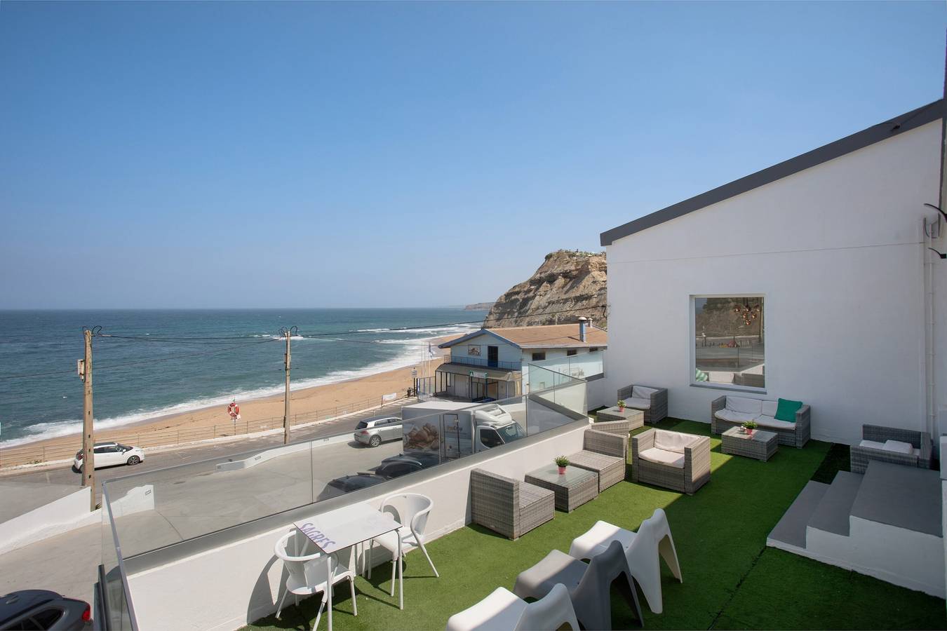 Room 'Vista Mar 3' with Balcony and Wi-Fi in Ribamar, Lisbon District