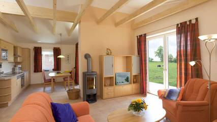 Ferienhaus für 4 Personen, mit Terrasse und Garten am Jadebusen