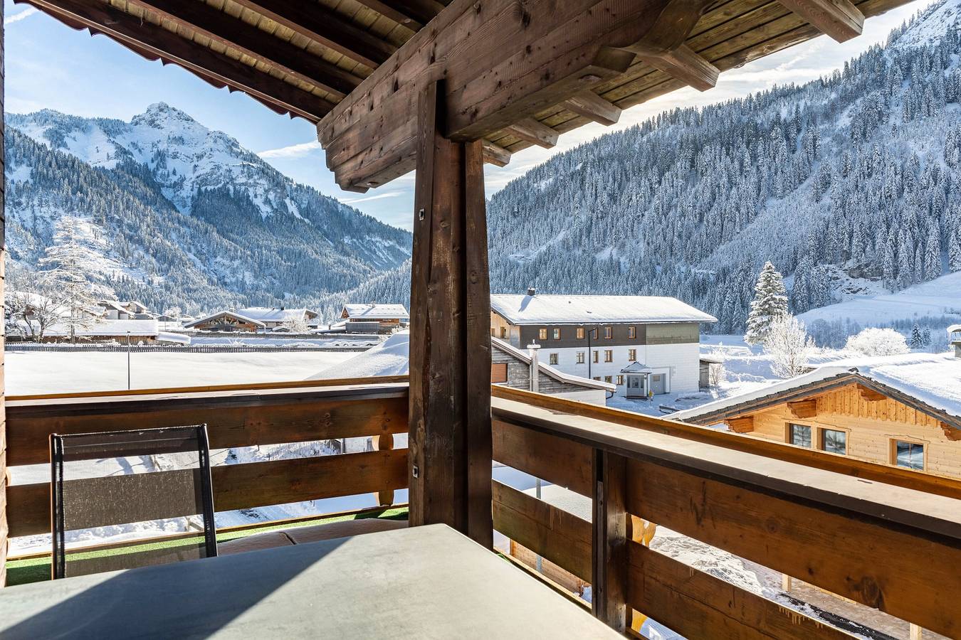 Appartement entier, Appartement 'Gaichtspitze - 8' avec vue sur la montagne, terrasse commune et Wi-Fi in Nesselwängle, District de Reutte