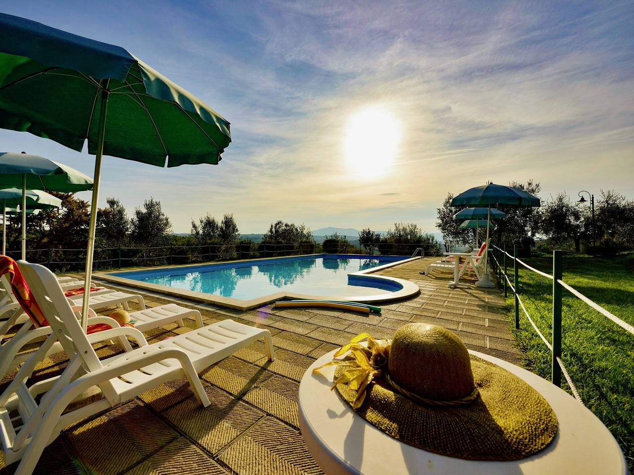 Casale a Città della Pieve con piscina in Città della Pieve, Perugia e dintorni