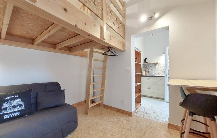 Appartement confortable avec jardin, Wi-Fi, climatisation et parking près de la Plage du Chay in Royan, Côte de Beauté