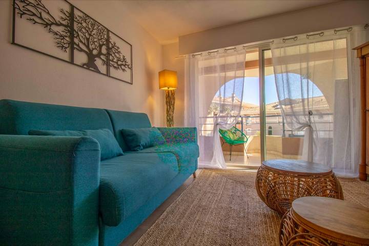 Ferienwohnung für 4 Personen, mit Balkon in Frejus - 2