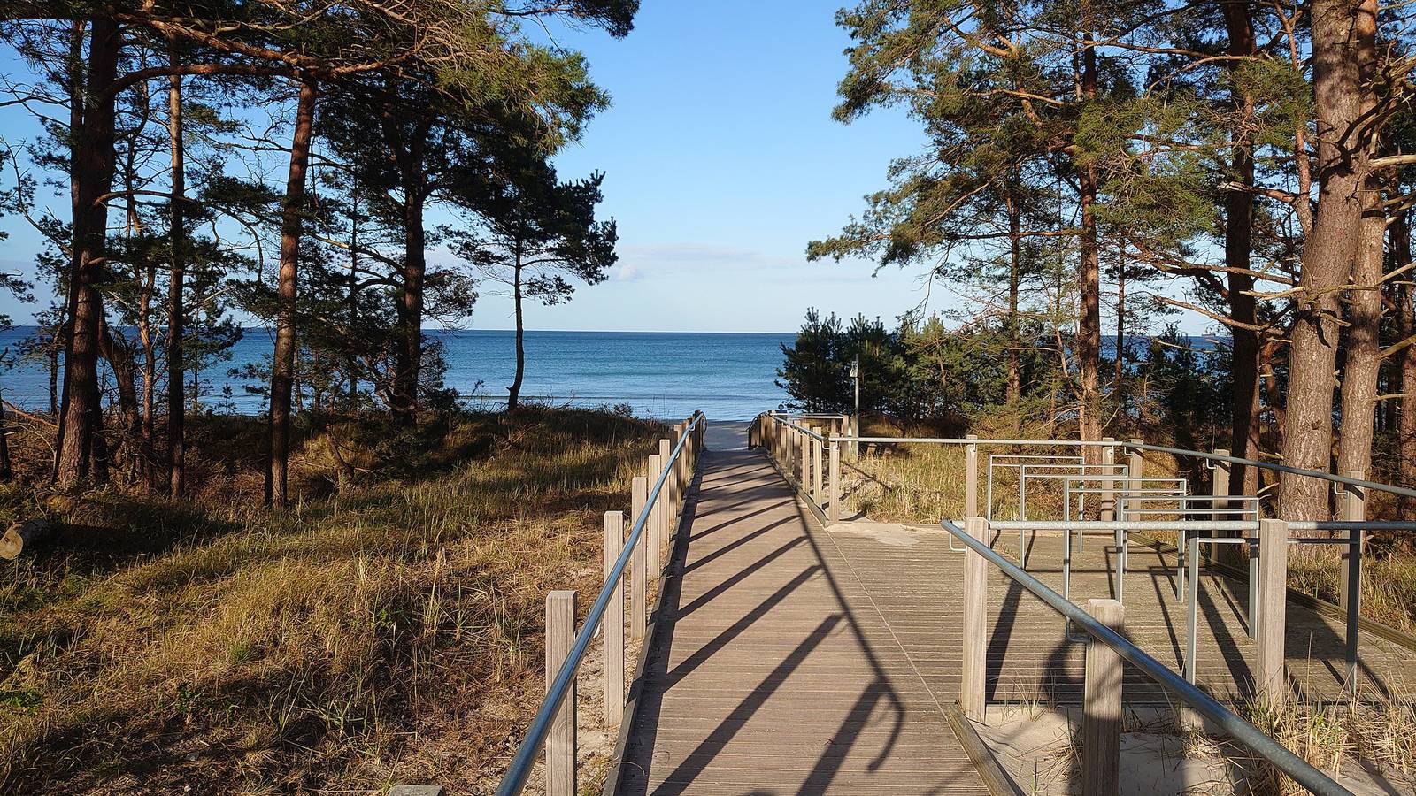 Ganze Wohnung, 'Ferienwohnung Balkon mit Meerblick' mit Balkon und Wlan in Prora, Binz