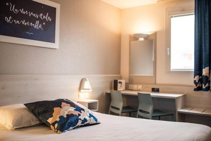 Hôtel pour 2 personnes, avec terrasse à Issoire - 4