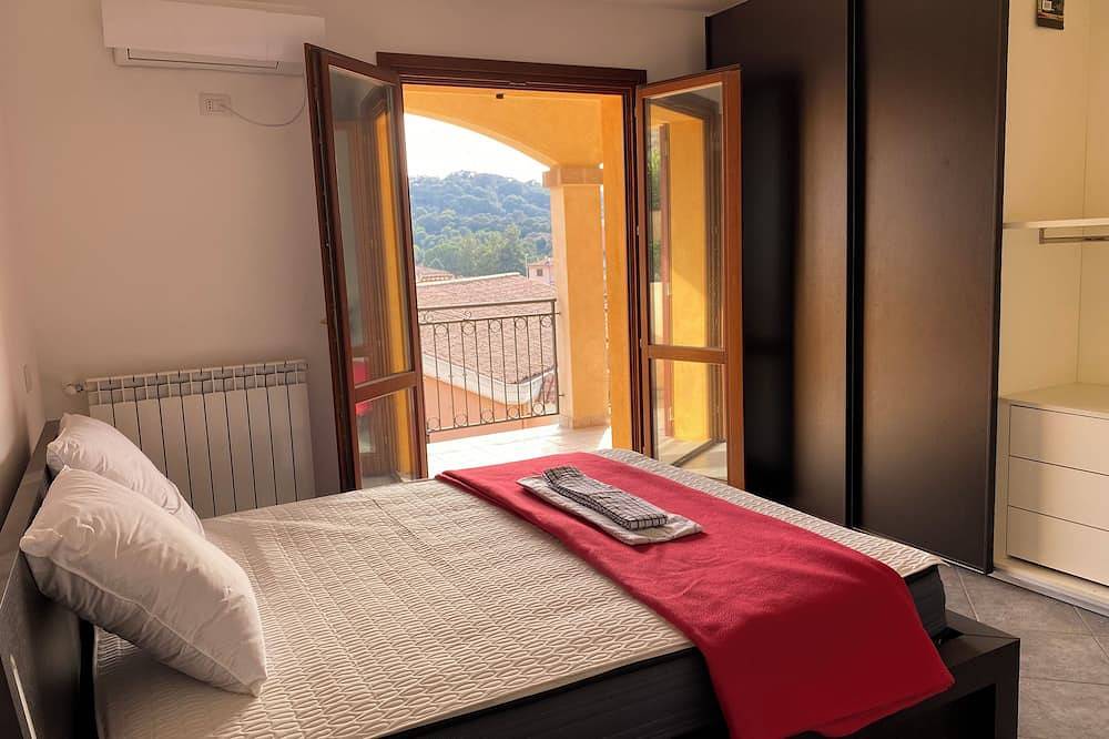 Casa Sardaigne à Bonne Distance des Grands Flux Touristiques de L'été in Sarroch, Cagliari Provinz