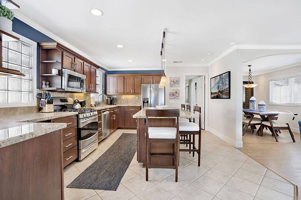 Stay at the Beach in Style! One House from the Sand! in Newport Beach, Orange County