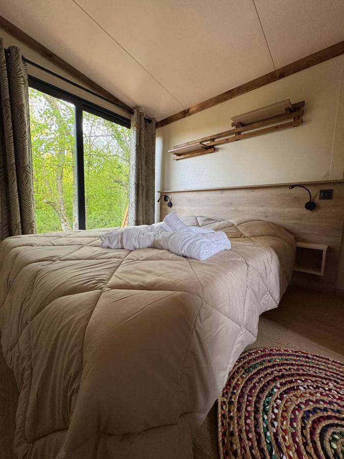 Location de vacances pour 4 personnes, avec Terrasse et Jardin ainsi que Piscine et Vue à Chisseaux - 4