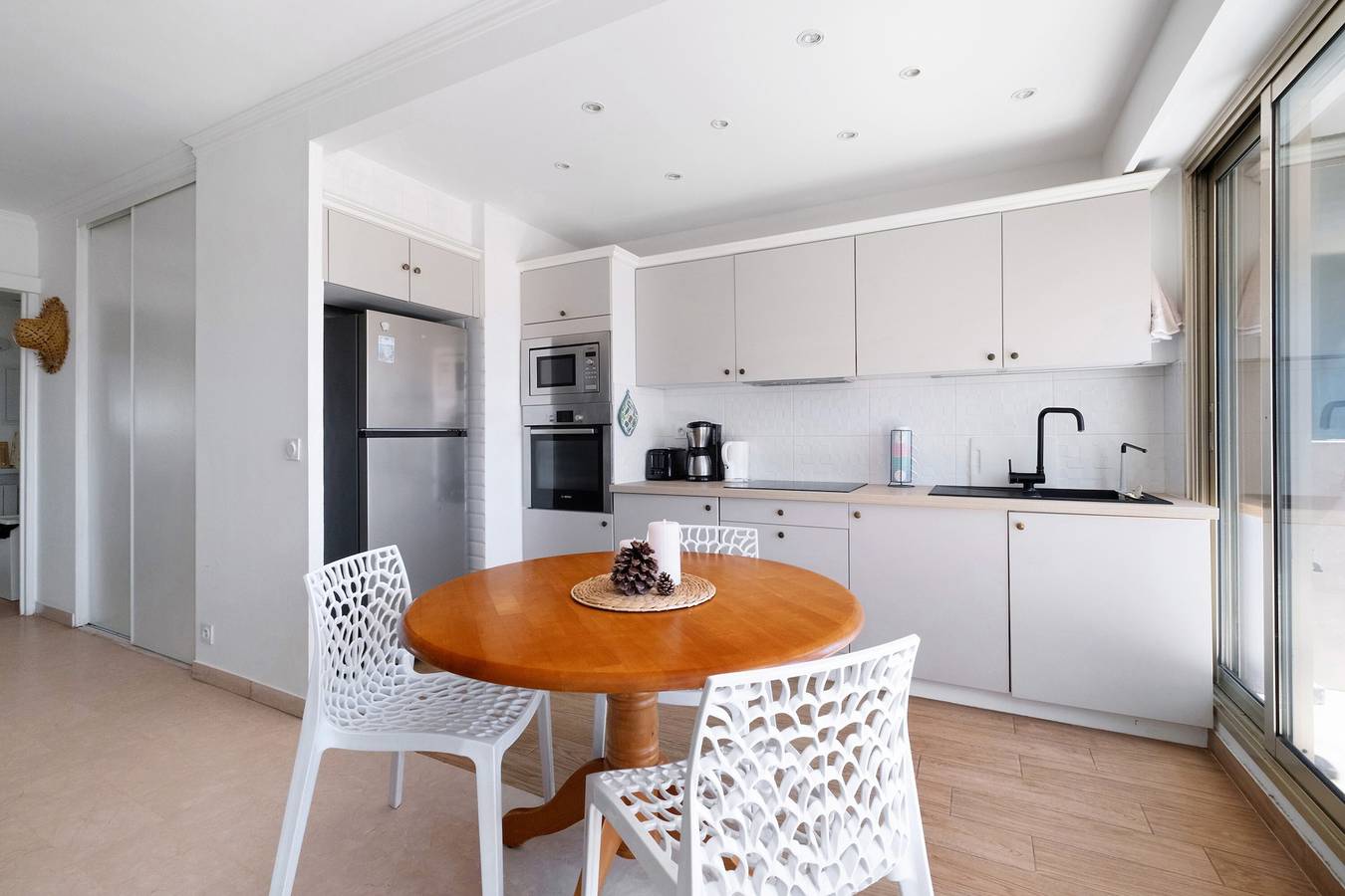 Apartamento entero, Apartamento 'Antibes Centre 3P Bonaparte' con balcón y Wi-Fi in Juan-les-Pins, Antibes