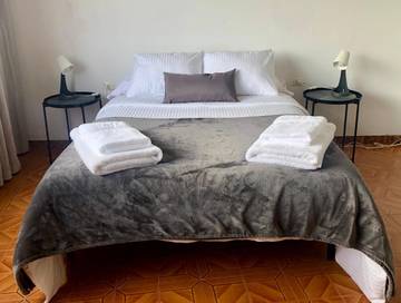 Gîte pour 6 personnes, avec balcon et vue à Cariño