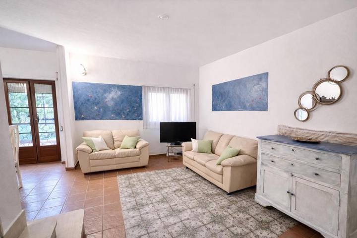 Location de vacances pour 13 personnes, avec Balcon et Terrasse ainsi que Jardin et Vue à Fregene - 4