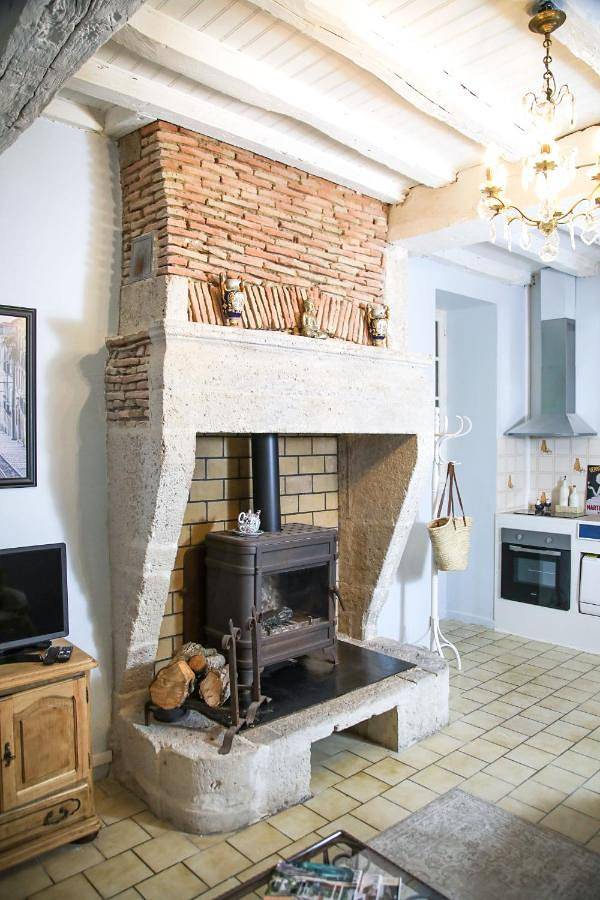 Location de vacances pour 3 personnes, avec Terrasse ainsi que Jardin et Vue à Pellegrue - 3