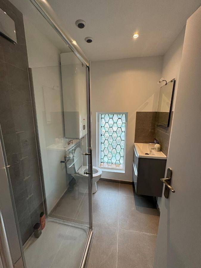 Gîte pour 4 personnes, avec Terrasse et Jardin à Saint-Priest - 4