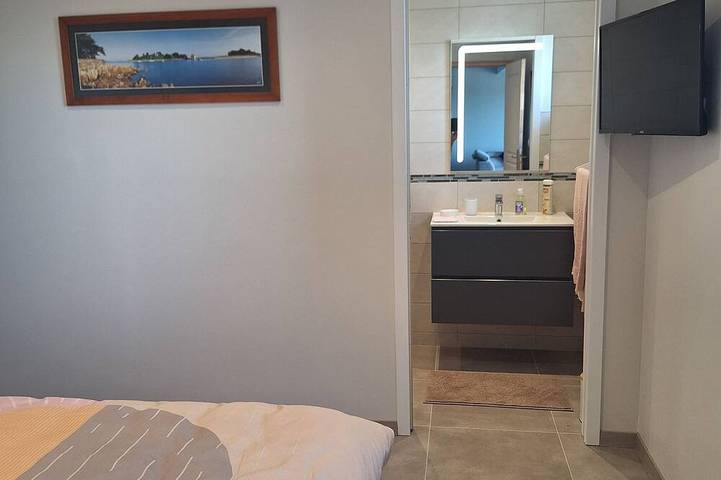 Location de vacances pour 6 personnes, avec jardin à Plouguiel - 2