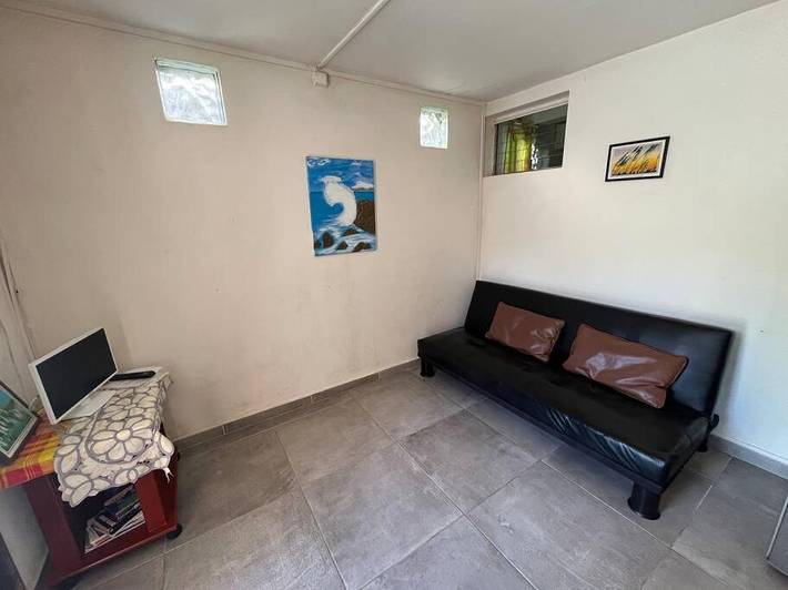 Gîte pour 4 personnes, avec piscine et terrasse à Saint-Pierre (ville) - 4