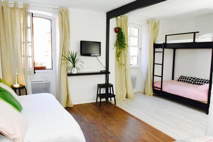Appart’hôtel pour 4 personnes, avec terrasse, animaux acceptés