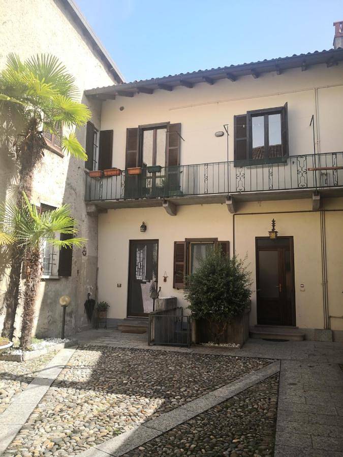 Location de vacances pour 6 personnes, avec jardin, animaux acceptés dans Angera - 3